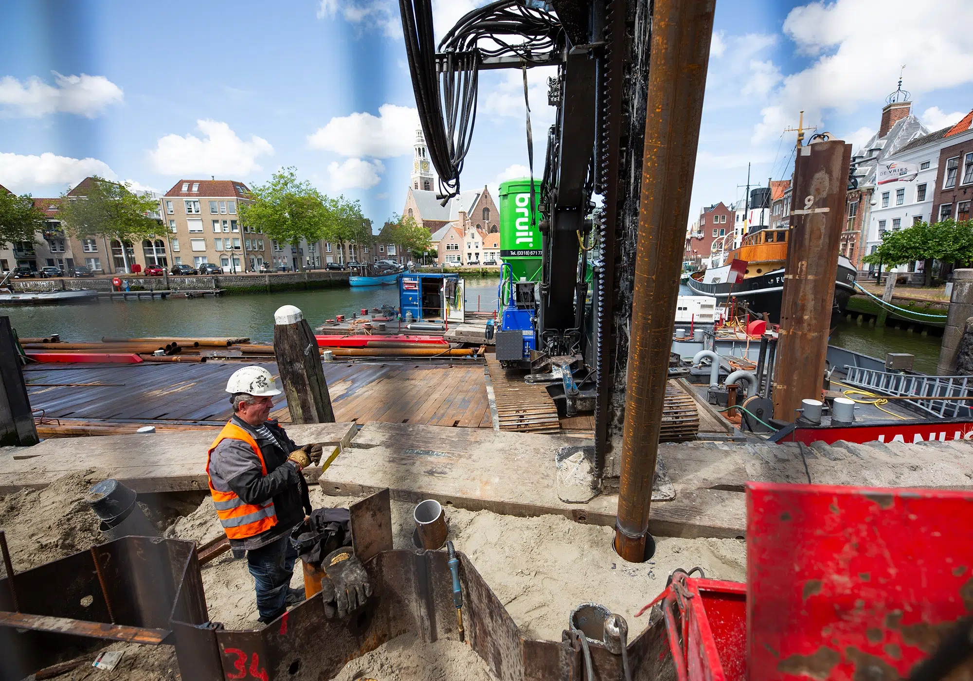 Vervangen van de kademuren bij monumentale bebouwing